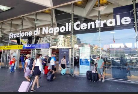 Eco Capuana - Station Naples